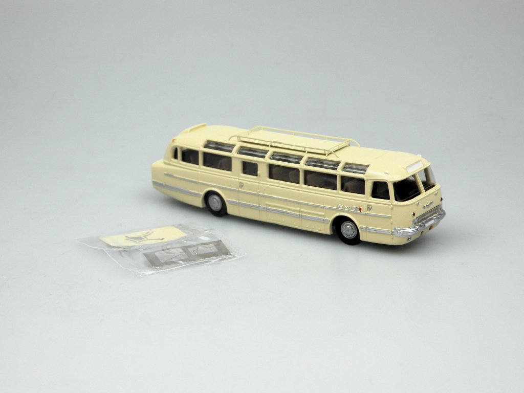 Ikarus 55 Intercity beige