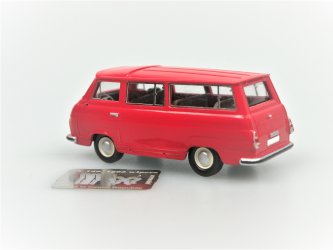 S1203 Minibus red